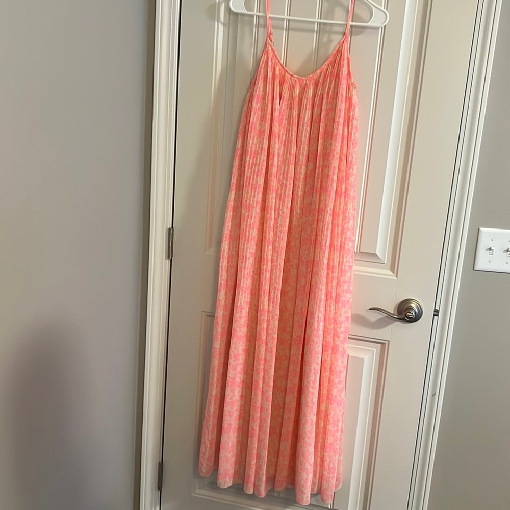 maternity dress fits medium – large